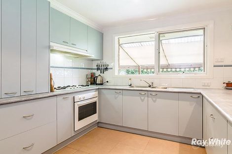 Property photo of 8 Haven Court Cranbourne VIC 3977