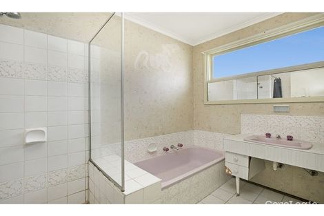 Property photo of 32 Lorna Street Cranbourne VIC 3977