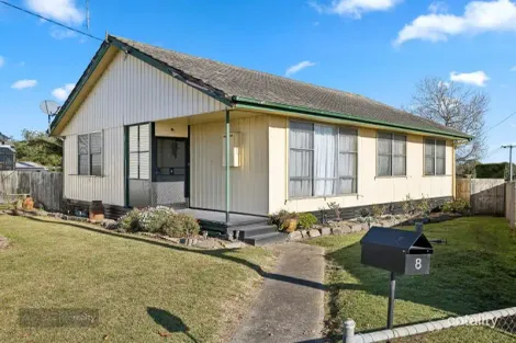8 Sloan Ave, Leongatha, VIC 3953