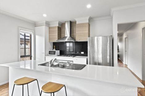 Property photo of 15 Petkell Parade Grovedale VIC 3216