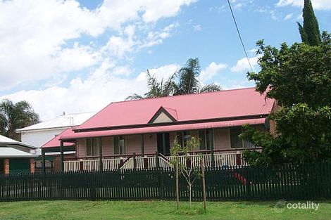 4 Fourteenth Ave, Brighton, QLD 4017