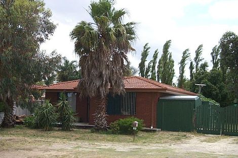 Property photo of 99 Strawberry Drive Seville Grove WA 6112