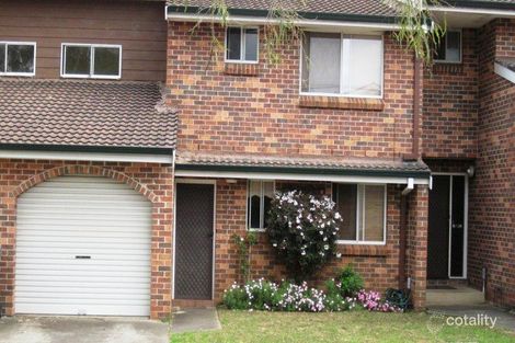 Property photo of 9/18 Hosking Crescent Glenfield NSW 2167