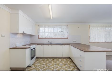 Property photo of 8 Heather Street Southside QLD 4570