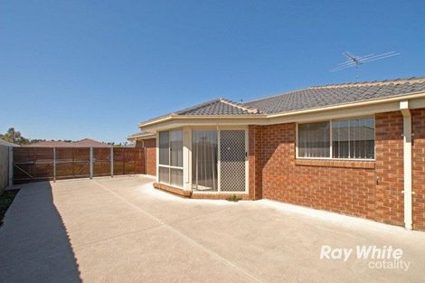 Property photo of 14 Dunferline Crescent Cranbourne VIC 3977