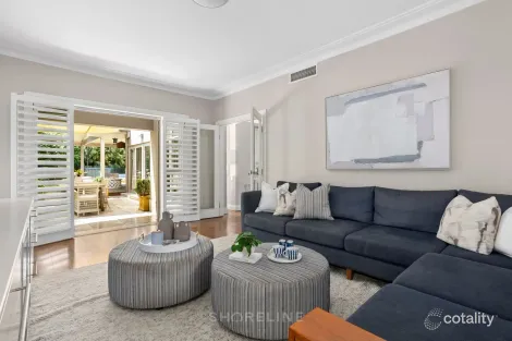 Property photo of 18 Monash Crescent Clontarf NSW 2093