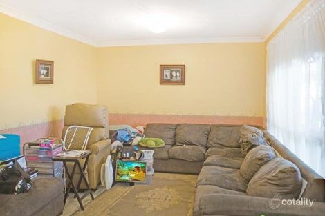 Property photo of 8 Maheno Avenue Blue Haven NSW 2262