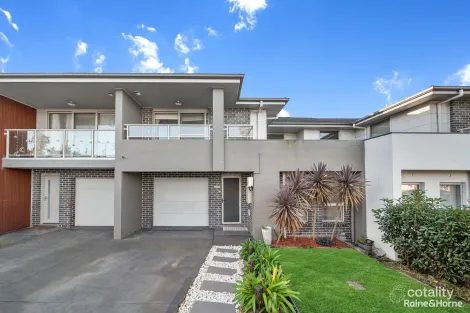 Property photo of 31 Dalmatia Avenue Edmondson Park NSW 2174
