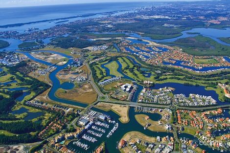 Property photo of 5/17 Waterside Esplanade Helensvale QLD 4212