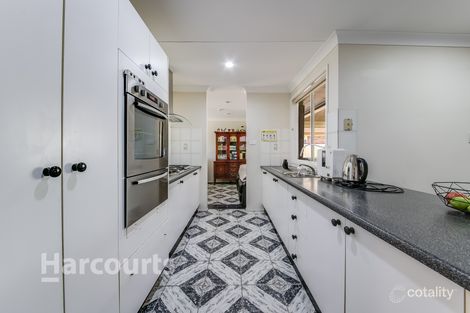 Property photo of 40 Oswald Crescent Rosemeadow NSW 2560