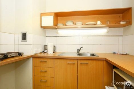 Property photo of 2/2877 Gold Coast Highway Surfers Paradise QLD 4217