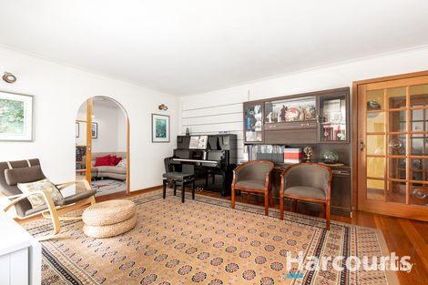 Property photo of 9 Brougham Close Eumemmerring VIC 3177