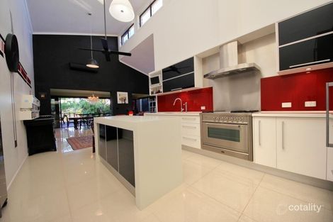 Property photo of 79 Clear Island Road Broadbeach Waters QLD 4218