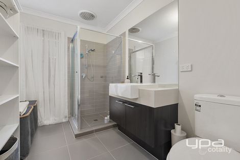 Property photo of 20 Foyle Crescent Weir Views VIC 3338