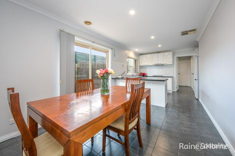 Property photo of 1 Carey Court Sunbury VIC 3429