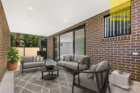 Property photo of 14 Cockburn Crescent Fairfield East NSW 2165