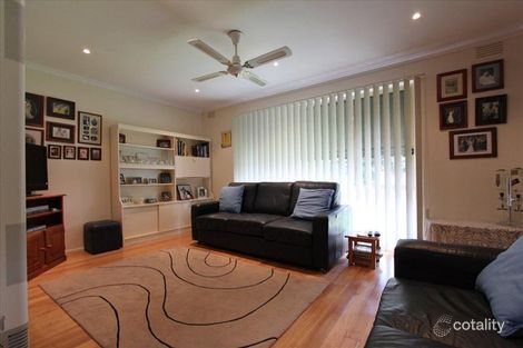 Property photo of 27 Lovell Drive St Albans VIC 3021