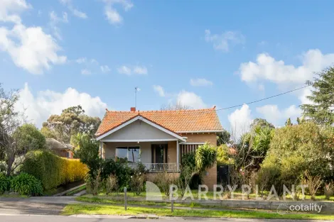 Property photo of 1102 Main Road Eltham VIC 3095