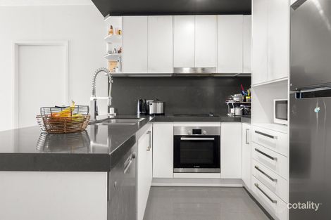 Property photo of 14/21 Yeronga Street Yeronga QLD 4104