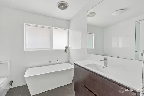 Property photo of 54 Bramwell Street Ocean Grove VIC 3226