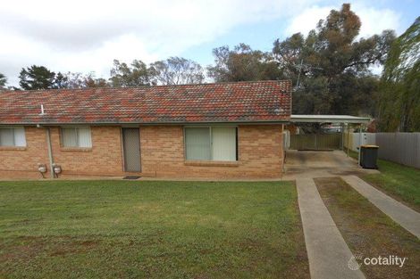 32 Blackett Ave, Young, NSW 2594
