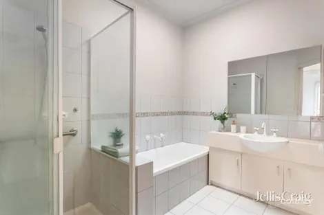 Property photo of 2/19 Stewart Street Ormond VIC 3204