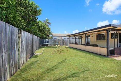 Property photo of 1 Parari Street Warana QLD 4575