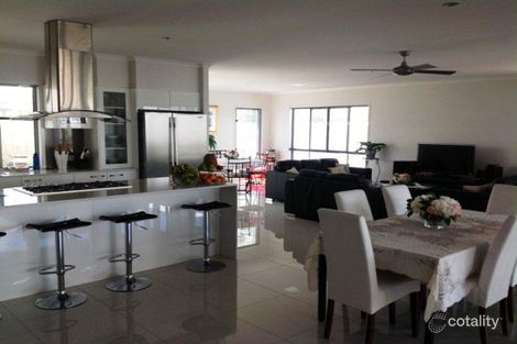 Property photo of 11 Westholme Circuit Pelican Waters QLD 4551