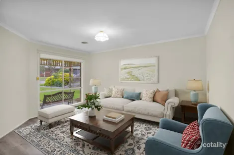 Property photo of 28 Ben Drive Pakenham VIC 3810
