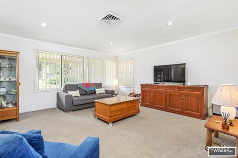 Property photo of 40 Balook Crescent Bradbury NSW 2560