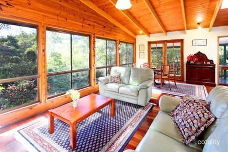 Property photo of 30 Hoylake Street Indooroopilly QLD 4068