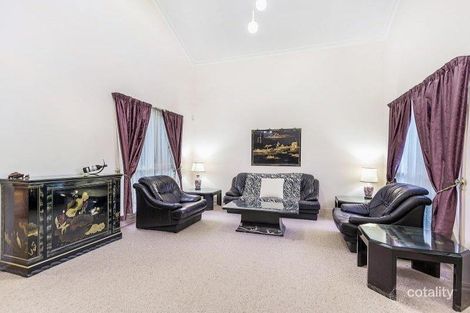 Property photo of 360 Dandelion Drive Rowville VIC 3178