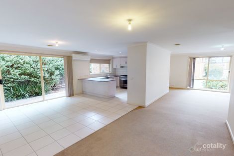 Property photo of 4/23 Farnborough Way Berwick VIC 3806
