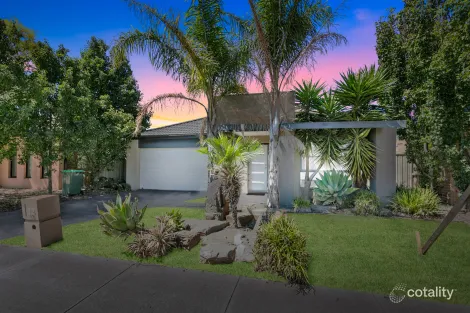 Property photo of 12 Verona Avenue Tarneit VIC 3029