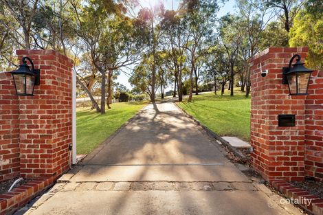 Property photo of 112 Eisemans Road Yarrambat VIC 3091