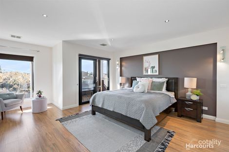 Property photo of 20 Bowmont Drive Derrimut VIC 3026