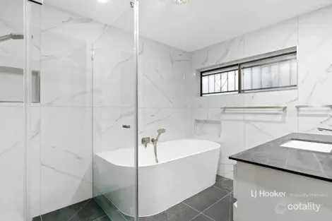 Property photo of 45 Faringdon Street Robertson QLD 4109