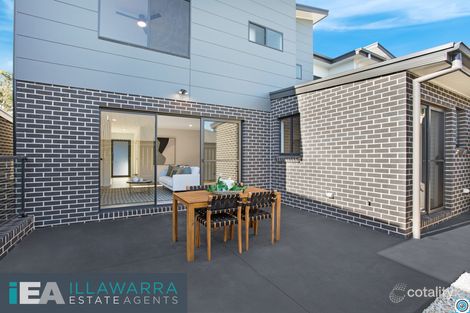 110 Crest Rd, Albion Park, NSW 2527