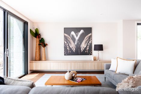 Property photo of 12 Stone Place Garran ACT 2605