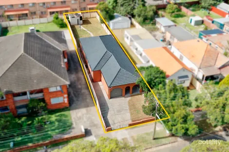 17 Fourth Ave, Campsie, NSW 2194