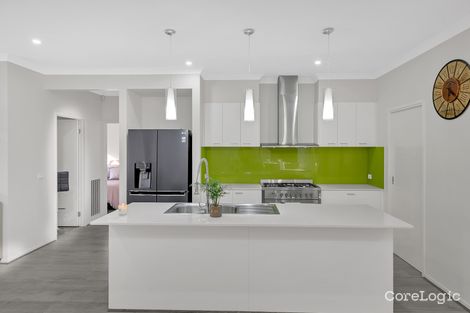 Property photo of 62 Champion Parade Craigieburn VIC 3064