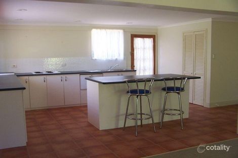 6 Raymond St, Birkdale, QLD 4159