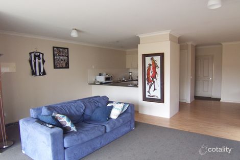 Property photo of 2/16 Station Street Kangaroo Flat VIC 3555