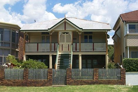 681 Esplanade, Lota, QLD 4179