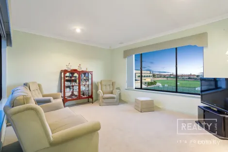 Property photo of 8 Nerida Place Sorrento WA 6020