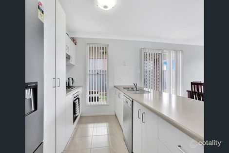 Property photo of 17 Kelman Drive Cliftleigh NSW 2321