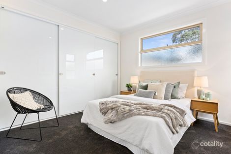 Property photo of 2/33 Orient Avenue Mitcham VIC 3132