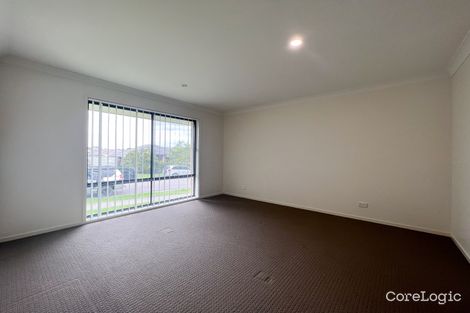 Property photo of 8 Teal Street Aberglasslyn NSW 2320