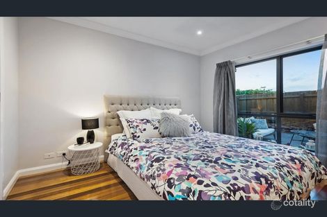 Property photo of 2/82 Leamington Street Reservoir VIC 3073