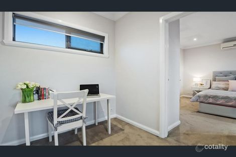 Property photo of 2/82 Leamington Street Reservoir VIC 3073